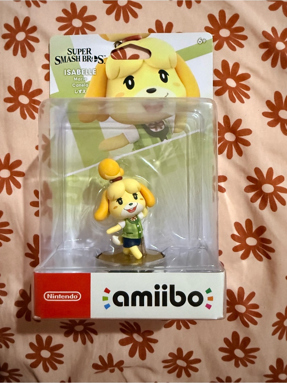 Nintendo Super Smash Bros. And Animal Crossing Isabelle Amiibo - Yellow & Green